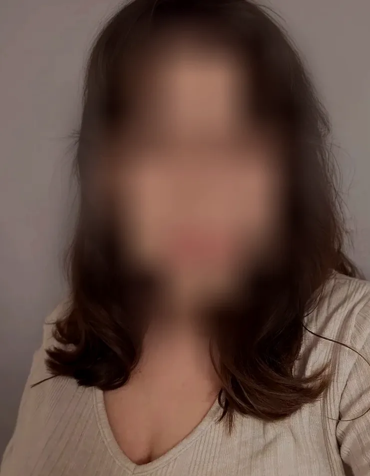Sabine, 26