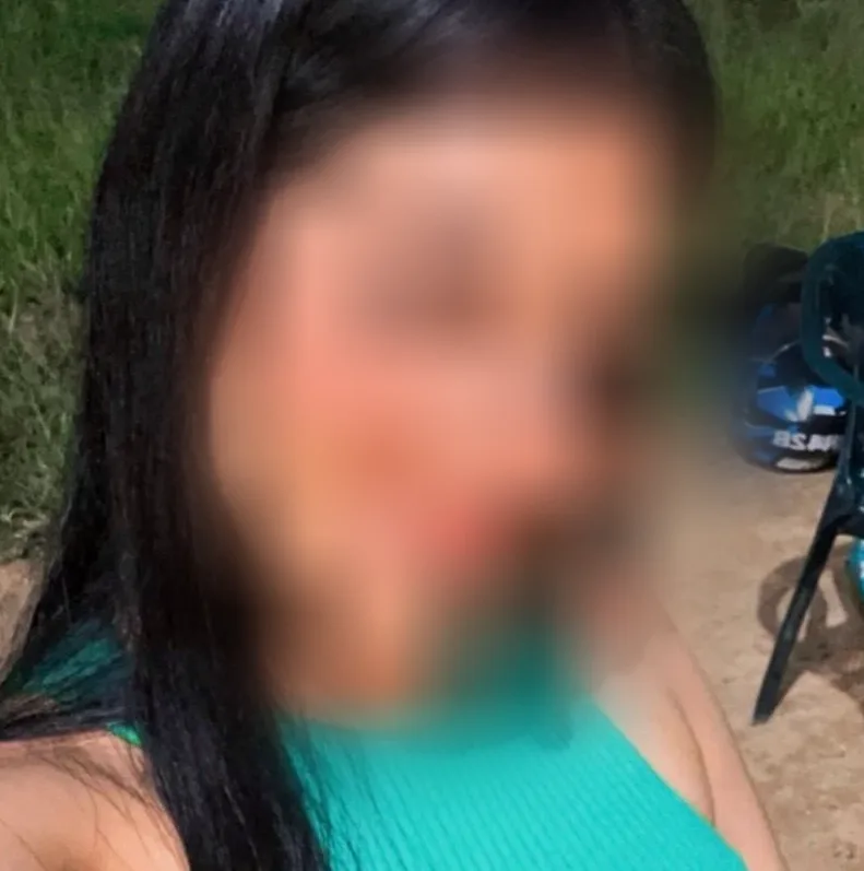 Valerie, 20